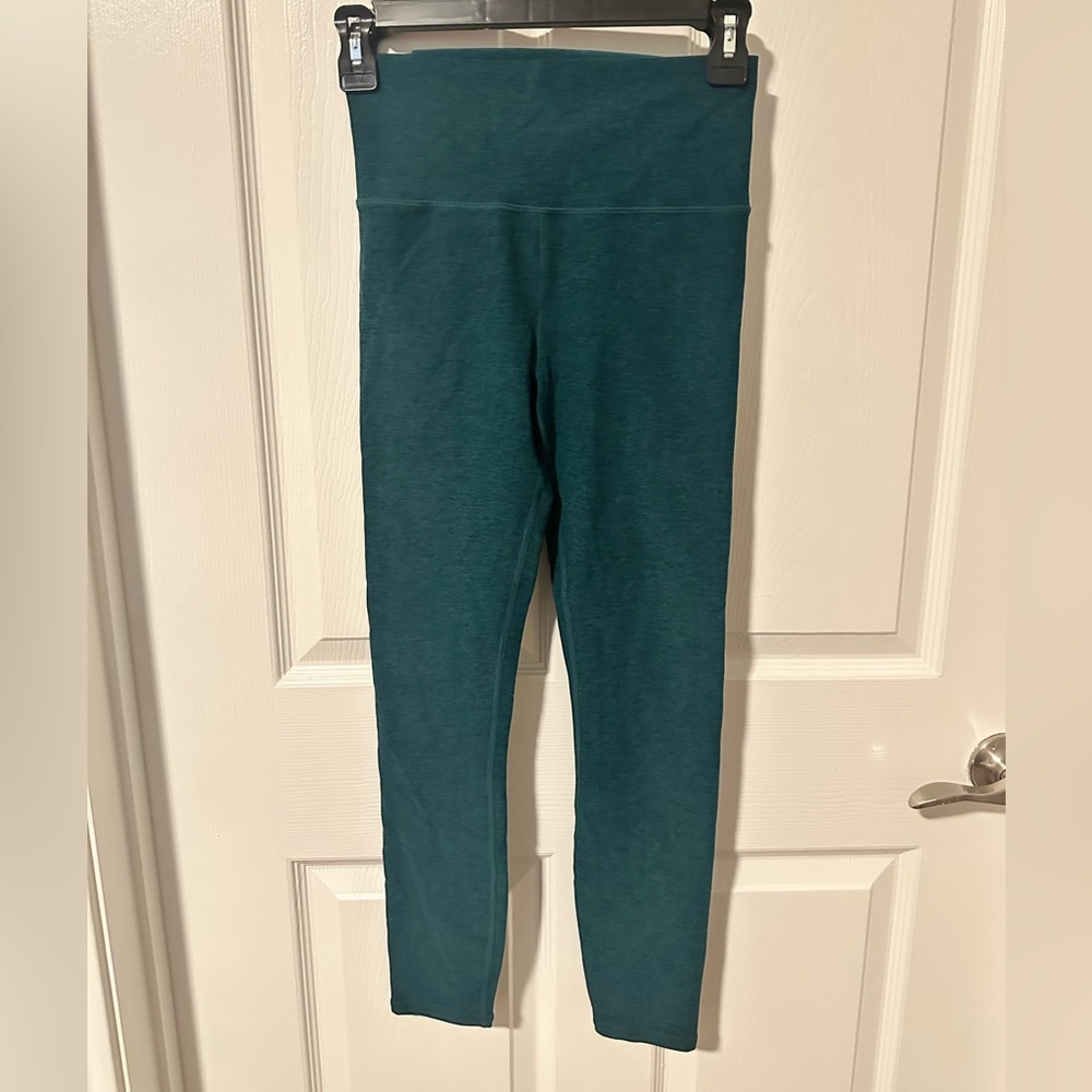 Vuori clean elevation leggings in jade heather